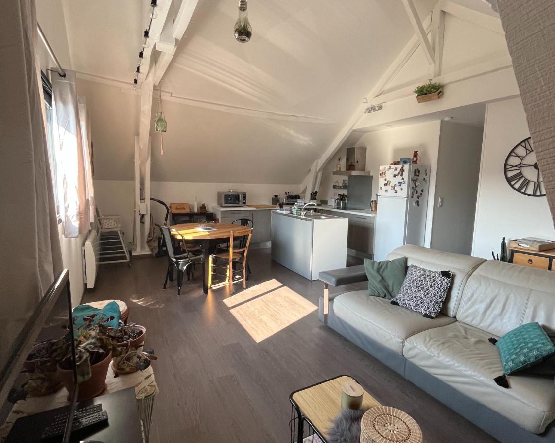 Appartement De La Laiterie Avec Petit Jardin. Eysus Bagian luar foto